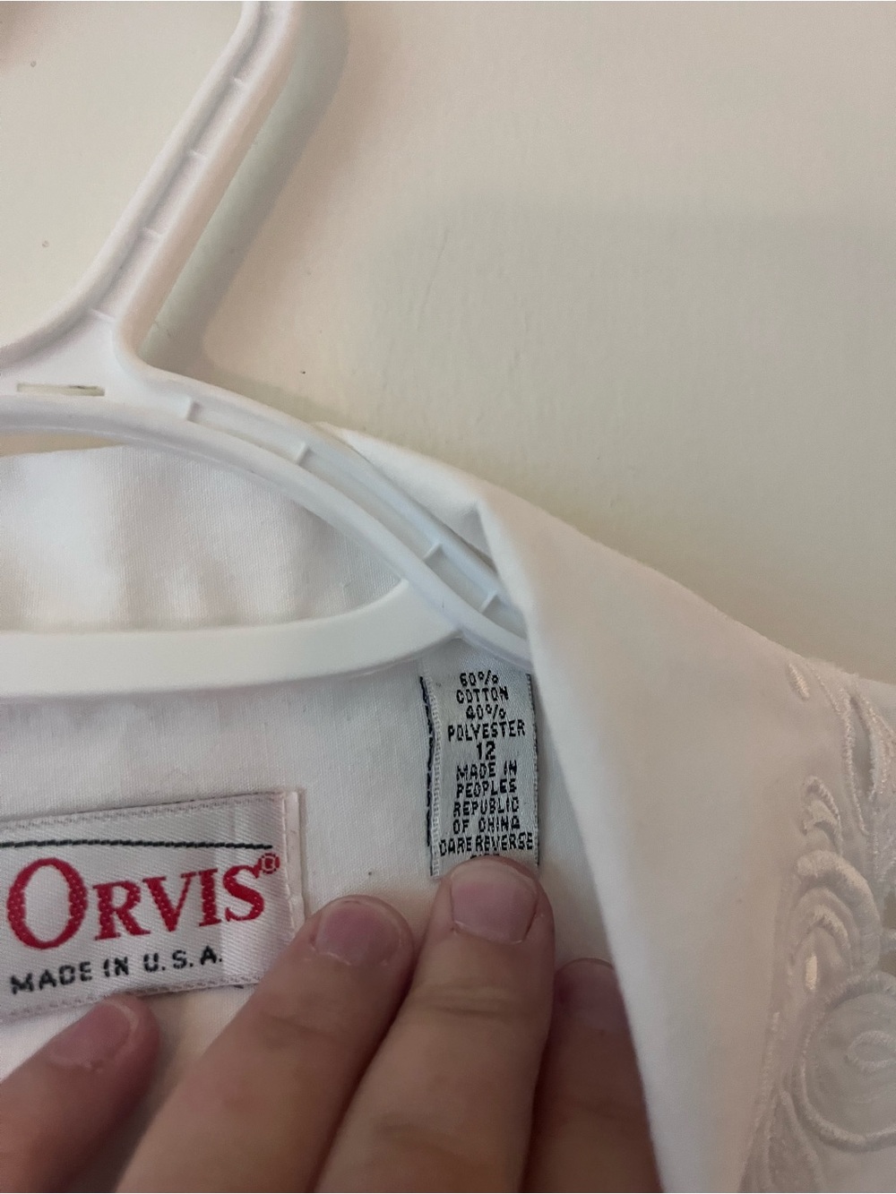 Orvis Women’s White Short-Sleeve Button Shirt with Embroidered Collar Size 12 - Picture 3 of 4